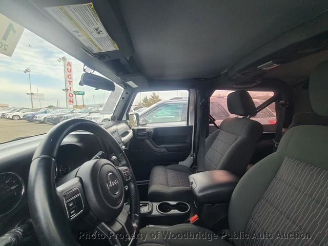 2011 Jeep Wrangler 4WD 2dr Mojave - 22762941 - 7