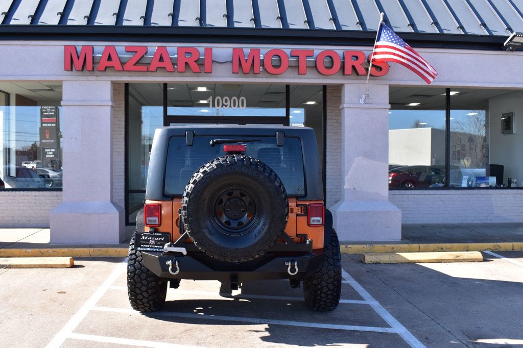 2011 Jeep Wrangler 4WD 2dr Mojave - 22758852 - 9