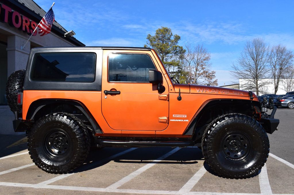 2011 Jeep Wrangler 4WD 2dr Mojave - 22758852 - 5