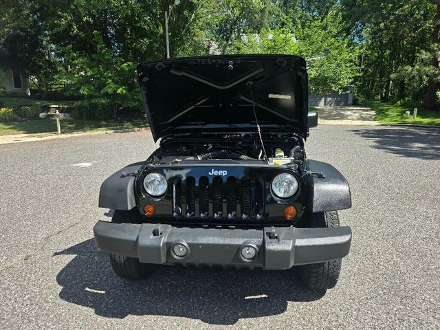 2011 Jeep Wrangler 4WD 2dr Mojave - 23039129 - 16