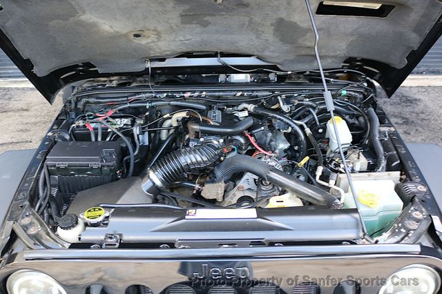 2011 Jeep Wrangler 4WD 2dr Rubicon - 23006251 - 17