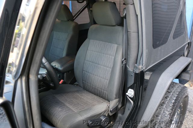 2011 Jeep Wrangler 4WD 2dr Rubicon - 23006251 - 30