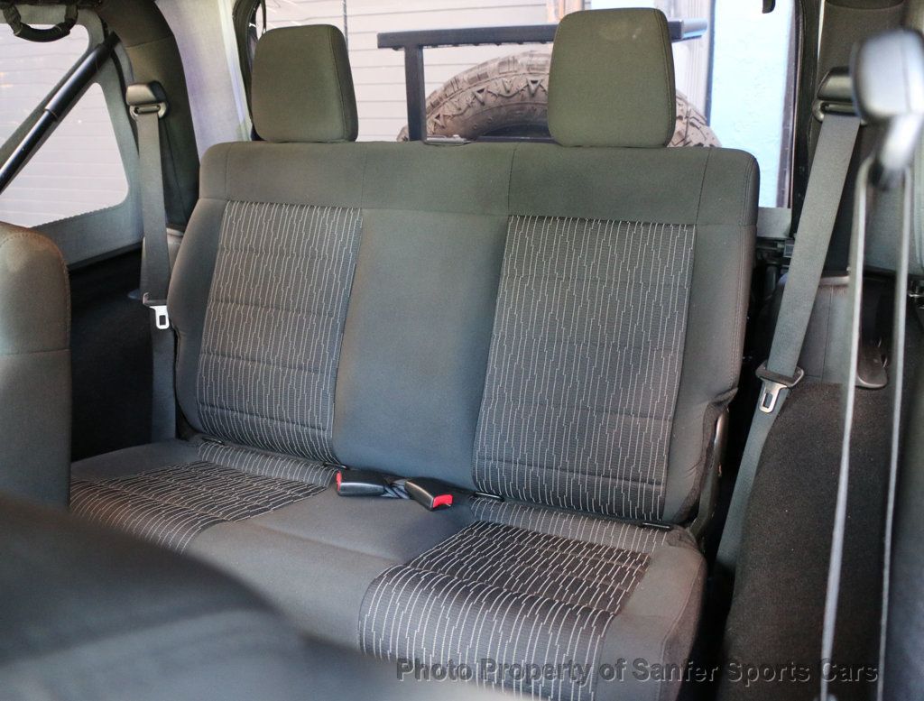 2011 Jeep Wrangler 4WD 2dr Rubicon - 23006251 - 33