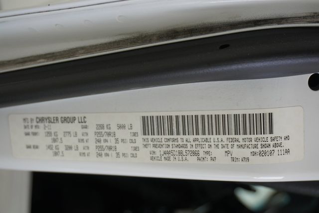 2011 Jeep Wrangler 4WD 2dr Sahara - 22999090 - 25