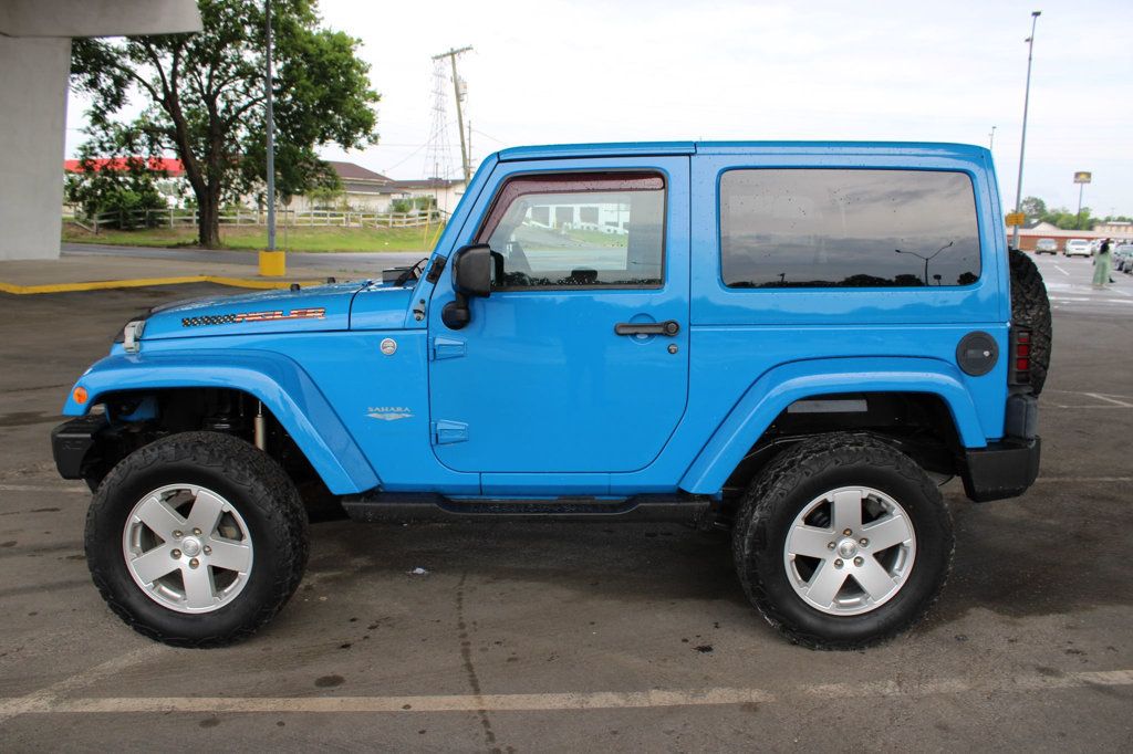 2011 Jeep Wrangler 4WD 2dr Sahara - 23043579 - 0