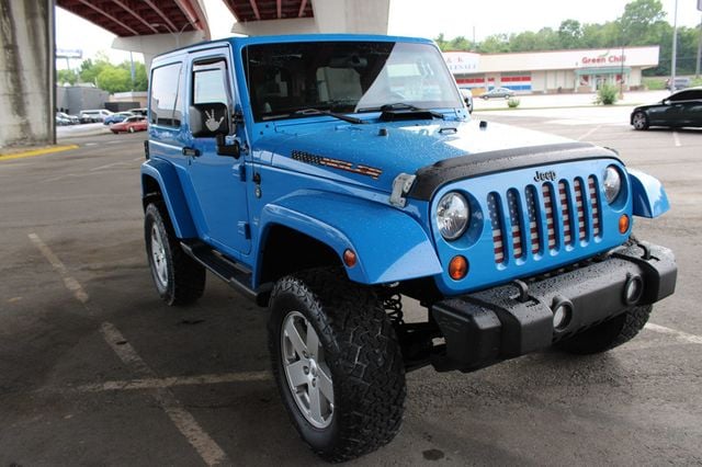 2011 Jeep Wrangler 4WD 2dr Sahara - 23043579 - 3