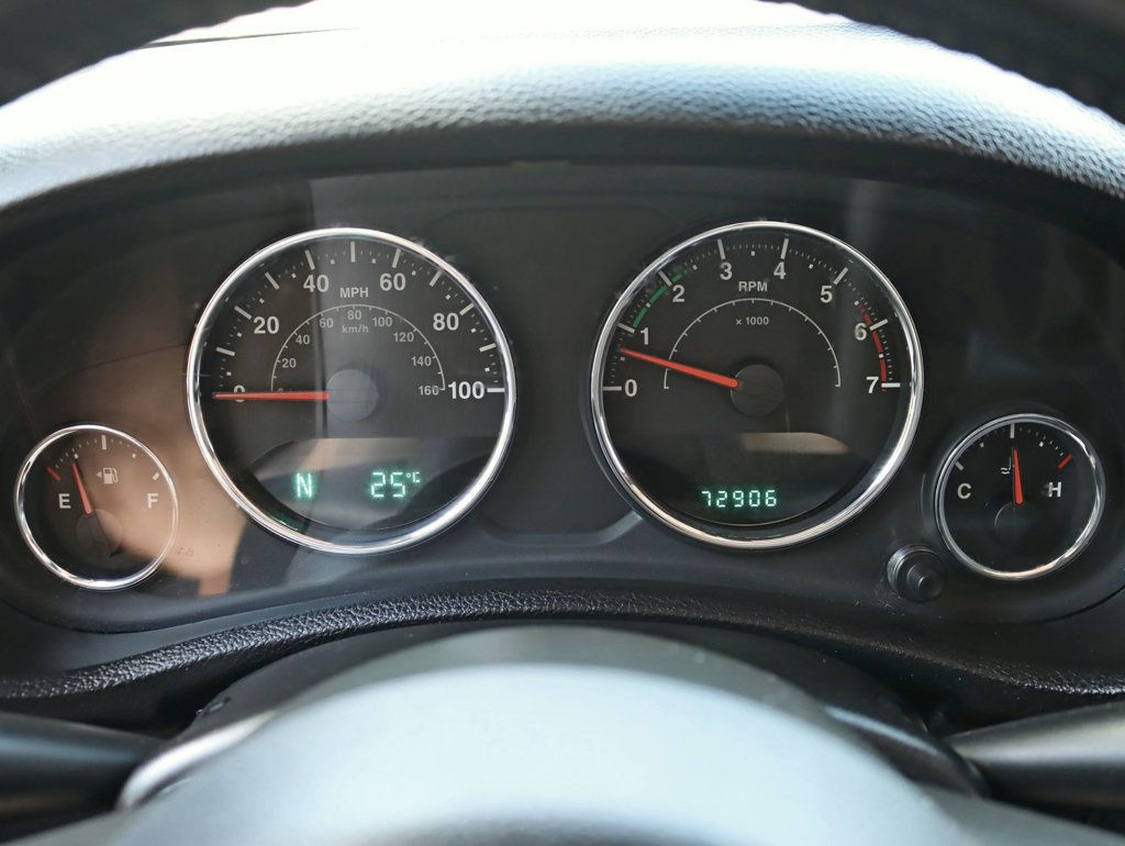 2011 Jeep Wrangler 4WD 2dr Sport - 22902200 - 12