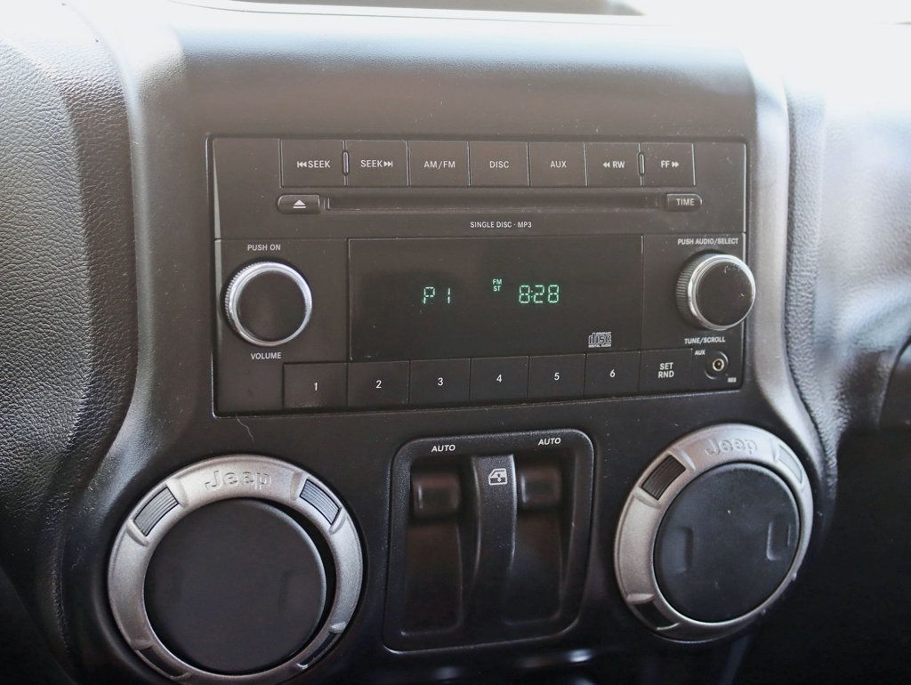 2011 Jeep Wrangler 4WD 2dr Sport - 22902200 - 13