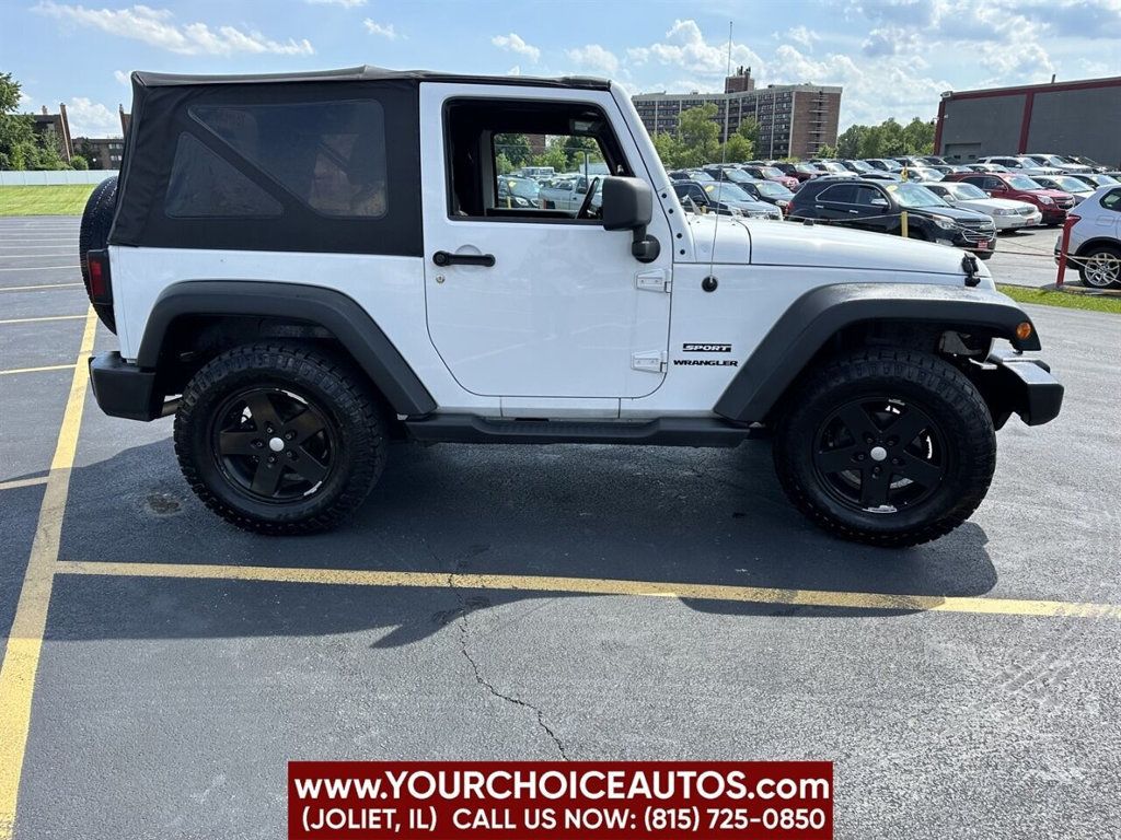 2011 Jeep Wrangler 4WD 2dr Sport - 22467229 - 5