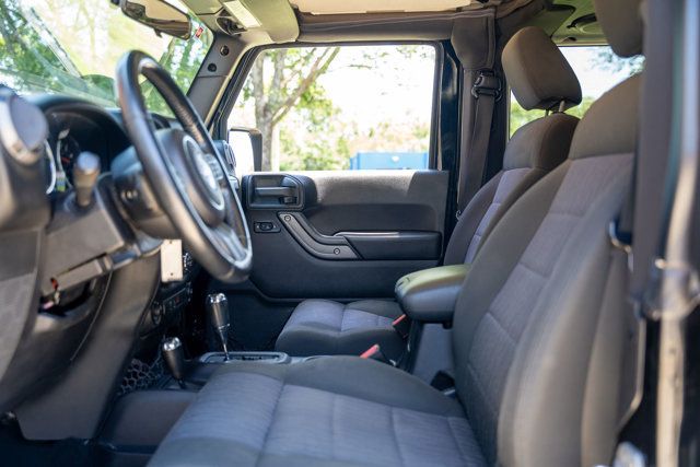 2011 Jeep Wrangler LocalTrade/Sport-4WD/3.6L-V6/ConnectivityGroup/PwrConvenienceGrp - 23036901 - 19