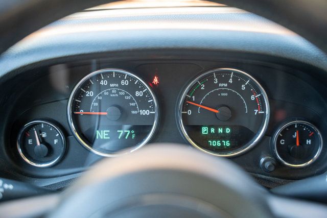 2011 Jeep Wrangler LocalTrade/Sport-4WD/3.6L-V6/ConnectivityGroup/PwrConvenienceGrp - 23036901 - 26