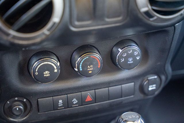 2011 Jeep Wrangler LocalTrade/Sport-4WD/3.6L-V6/ConnectivityGroup/PwrConvenienceGrp - 23036901 - 30