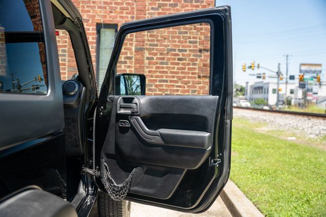 2011 Jeep Wrangler LocalTrade/Sport-4WD/3.6L-V6/ConnectivityGroup/PwrConvenienceGrp - 23036901 - 40