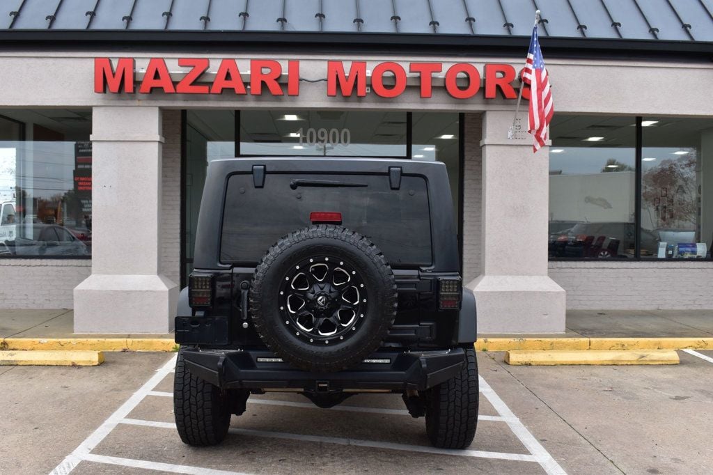 2011 Jeep Wrangler Unlimited 4WD 4dr Rubicon - 22678134 - 9