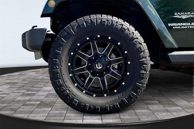 2011 Jeep Wrangler Unlimited 4WD 4dr Sahara - 22941354 - 30