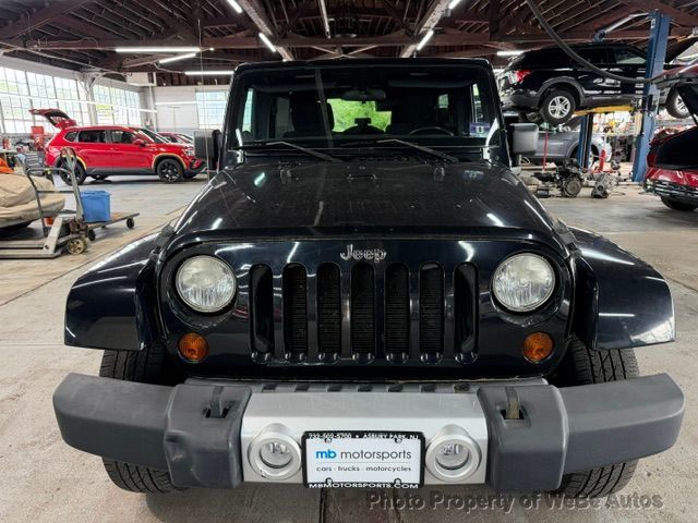 2011 Jeep Wrangler Unlimited 4WD 4dr Sahara - 23032212 - 3