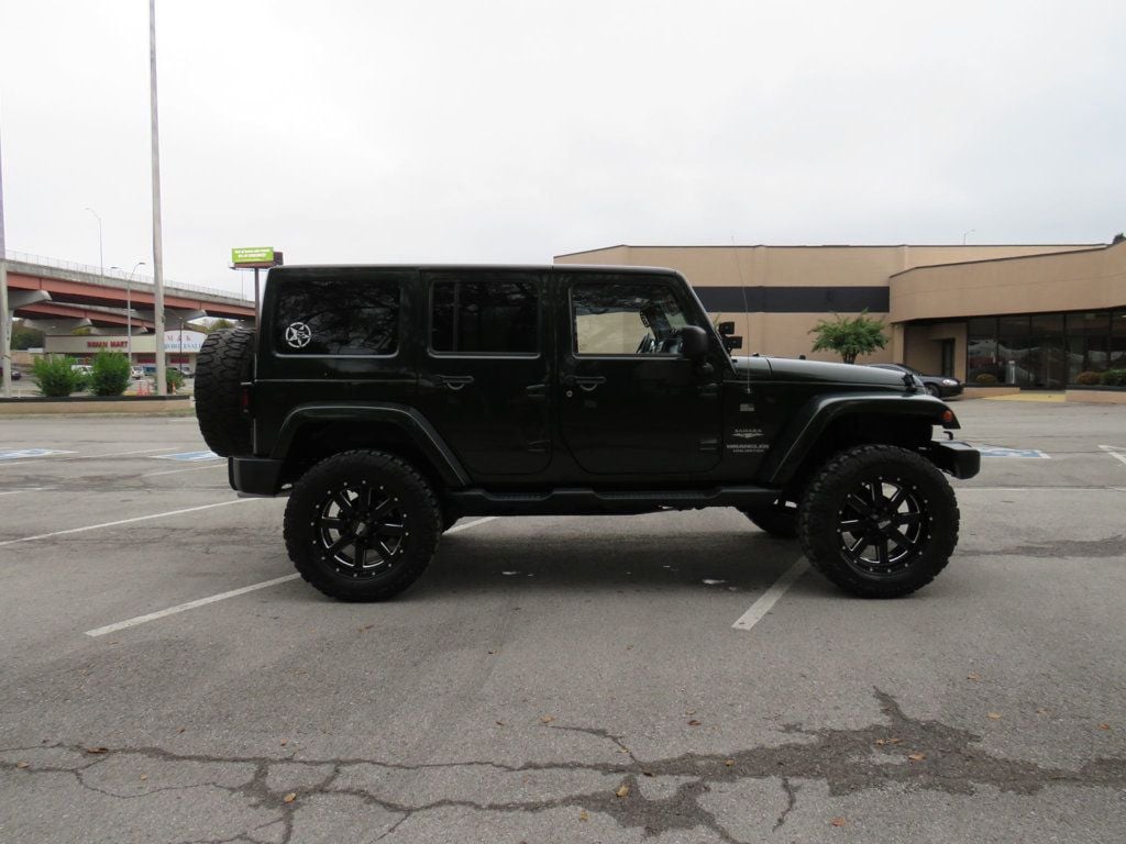 2011 Jeep Wrangler Unlimited 4WD 4dr Sahara - 22657468 - 4