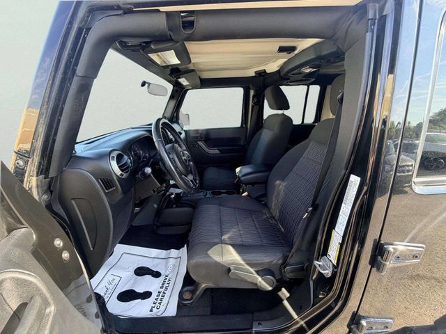 2011 Jeep Wrangler Unlimited 4WD 4dr Sport - 23033650 - 14