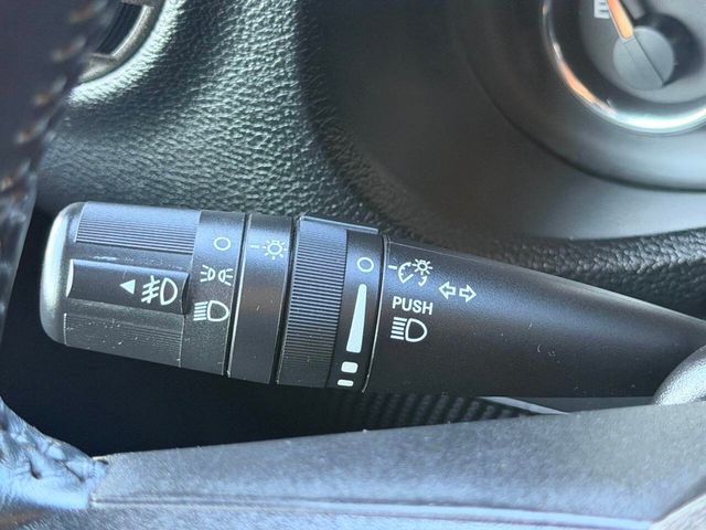 2011 Jeep Wrangler Unlimited 4WD 4dr Sport - 23033650 - 30