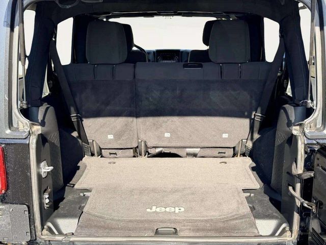 2011 Jeep Wrangler Unlimited 4WD 4dr Sport - 23033650 - 4