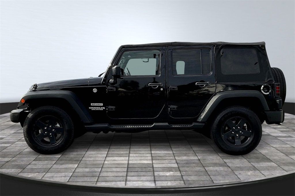 2011 Jeep Wrangler Unlimited Sport photo 4