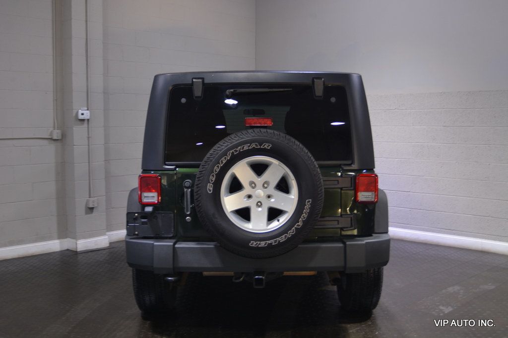 2011 Jeep Wrangler Unlimited 4WD 4dr Sport - 22020716 - 13