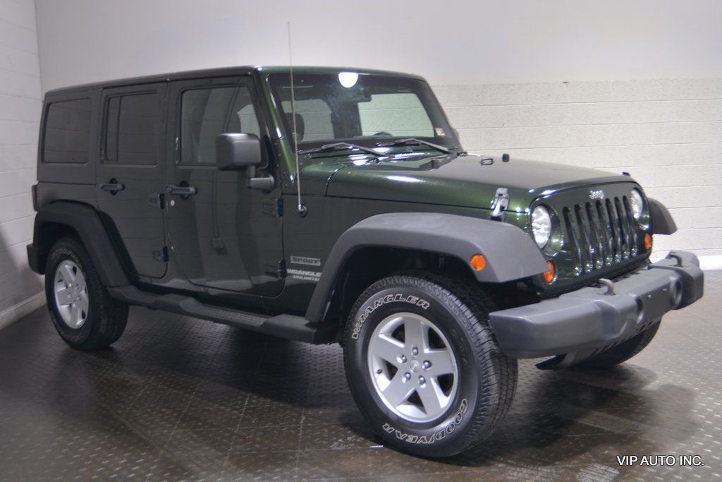 2011 Jeep Wrangler Unlimited 4WD 4dr Sport - 22020716 - 40