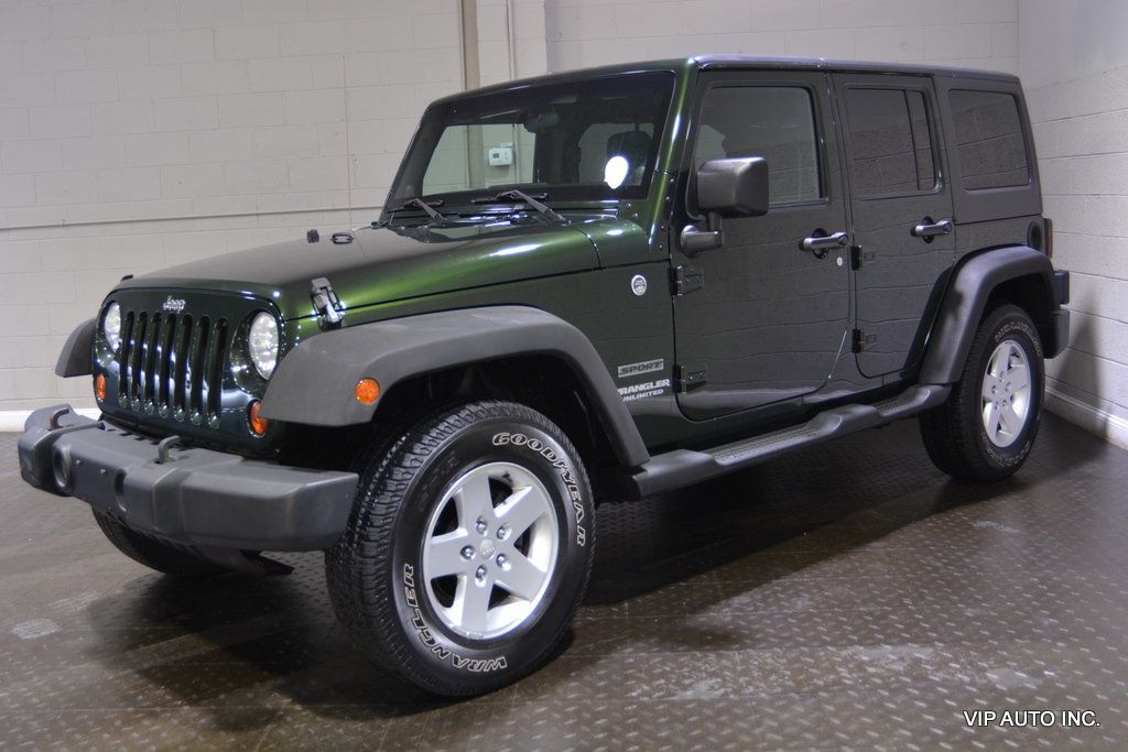 2011 Jeep Wrangler Unlimited 4WD 4dr Sport - 22020716 - 41