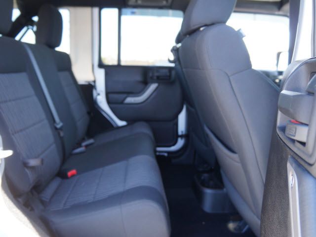 2011 Jeep Wrangler Unlimited 4WD 4dr Sport - 11851672 - 16