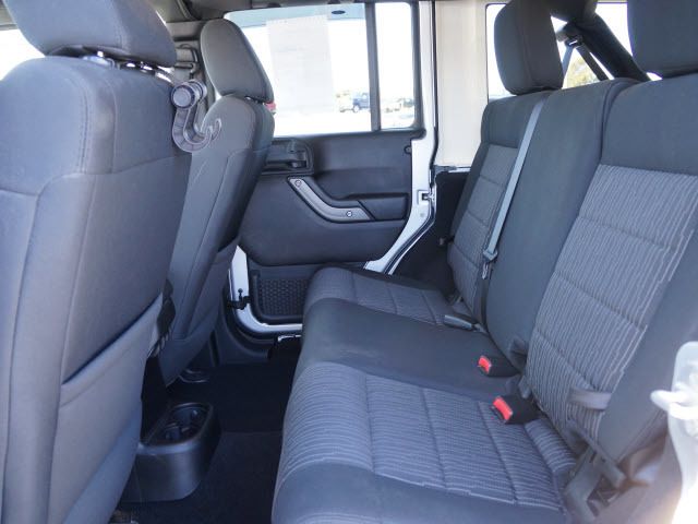 2011 Jeep Wrangler Unlimited 4WD 4dr Sport - 11851672 - 5