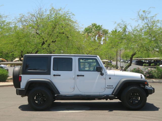 2011 Jeep Wrangler Unlimited 4X34 WRANGLER HARD TOP SPORT 31 SERVICE RECORDS EXTRA CLEAN  - 23030431 - 2