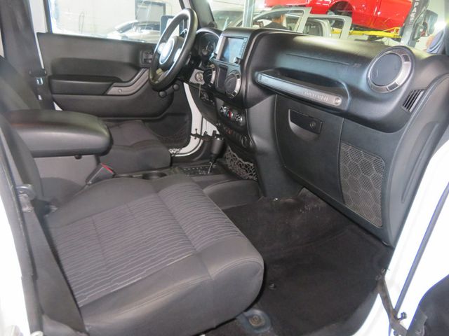 2011 Jeep Wrangler Unlimited 4X34 WRANGLER HARD TOP SPORT 31 SERVICE RECORDS EXTRA CLEAN  - 23030431 - 34