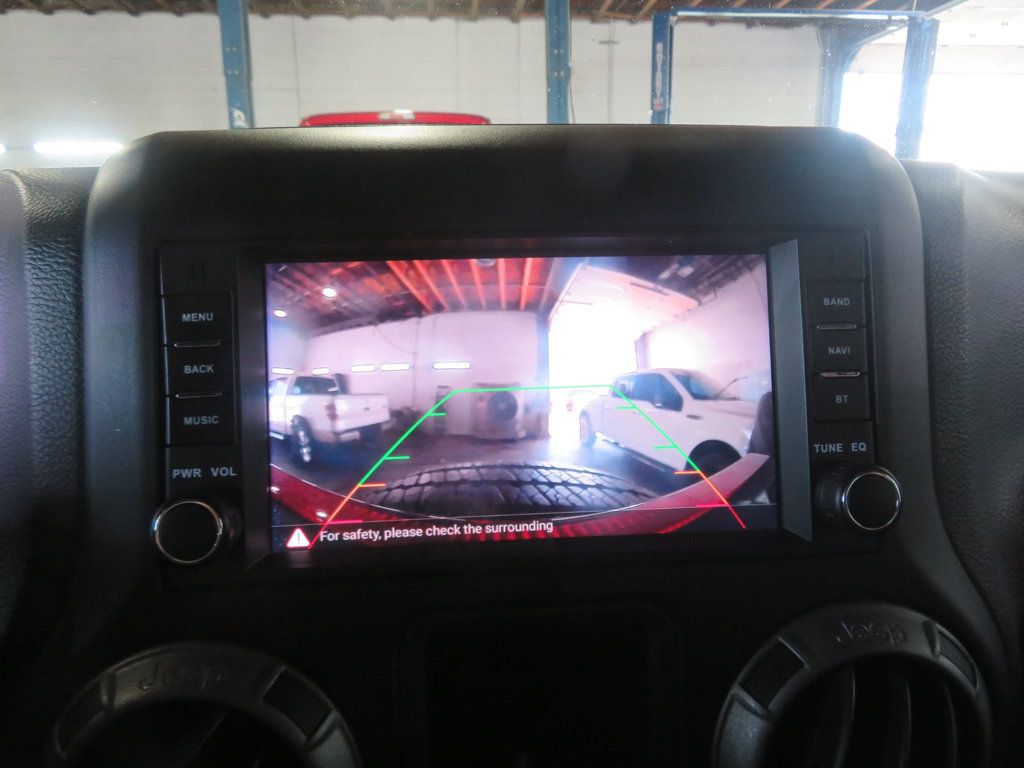 2011 Jeep Wrangler Unlimited 4X34 WRANGLER HARD TOP SPORT 31 SERVICE RECORDS EXTRA CLEAN  - 23030431 - 40