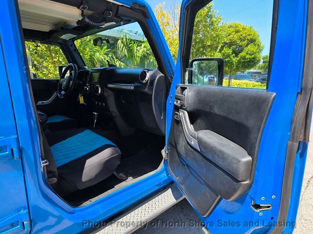 2011 Jeep Wrangler Unlimited Custom Jeep 4 Door - 23024742 - 16
