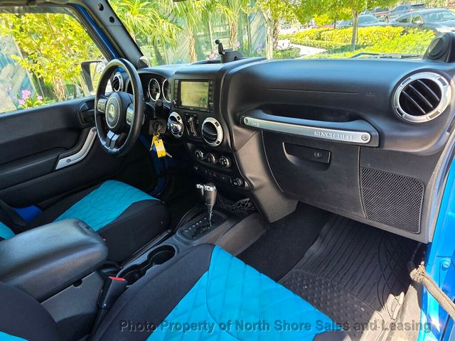 2011 Jeep Wrangler Unlimited Custom Jeep 4 Door - 23024742 - 19