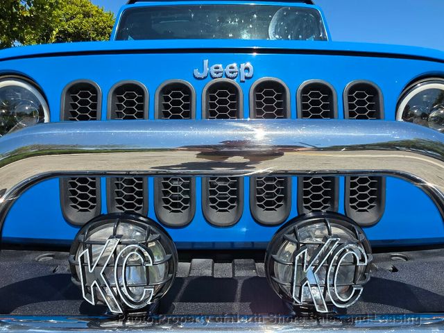 2011 Jeep Wrangler Unlimited Custom Jeep 4 Door - 23024742 - 56