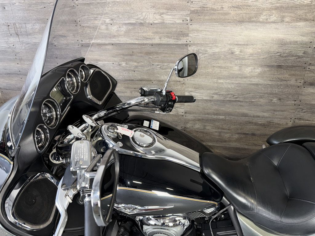 2011 Kawasaki Vulcan 1700 Voyager ABS One Owner! - 23096296 - 11
