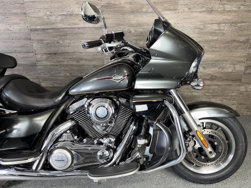 2011 Kawasaki Vulcan 1700 Voyager ABS One Owner! - 23096296 - 3