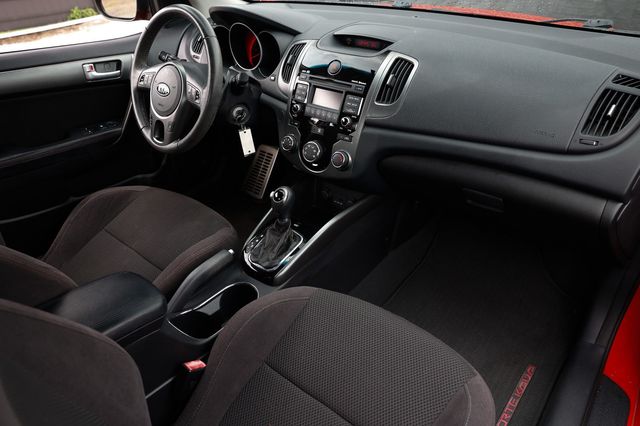2011 Kia Forte Koup 2dr Coupe Automatic SX - 23073154 - 20
