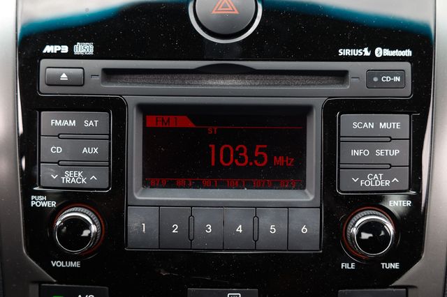 2011 Kia Forte Koup 2dr Coupe Automatic SX - 23073154 - 34