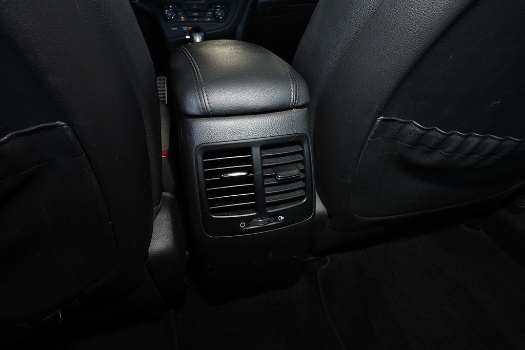 2011 Kia Optima SX photo 18