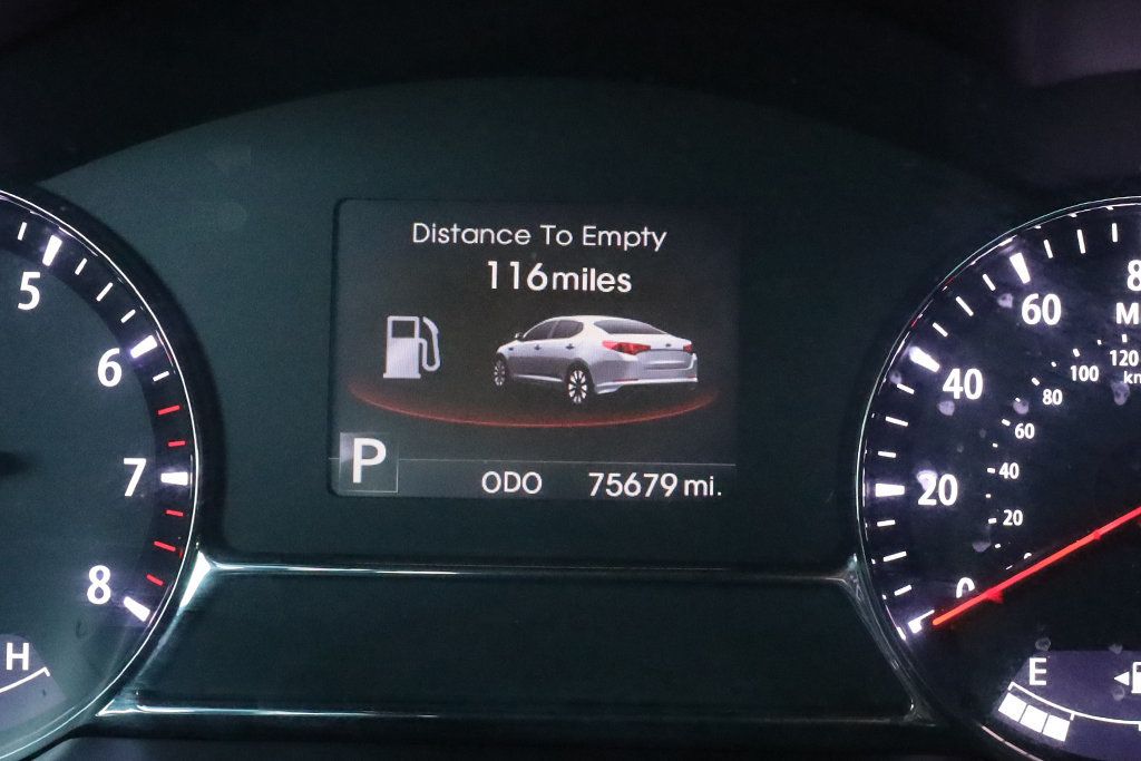 2011 Kia Optima SX photo 27