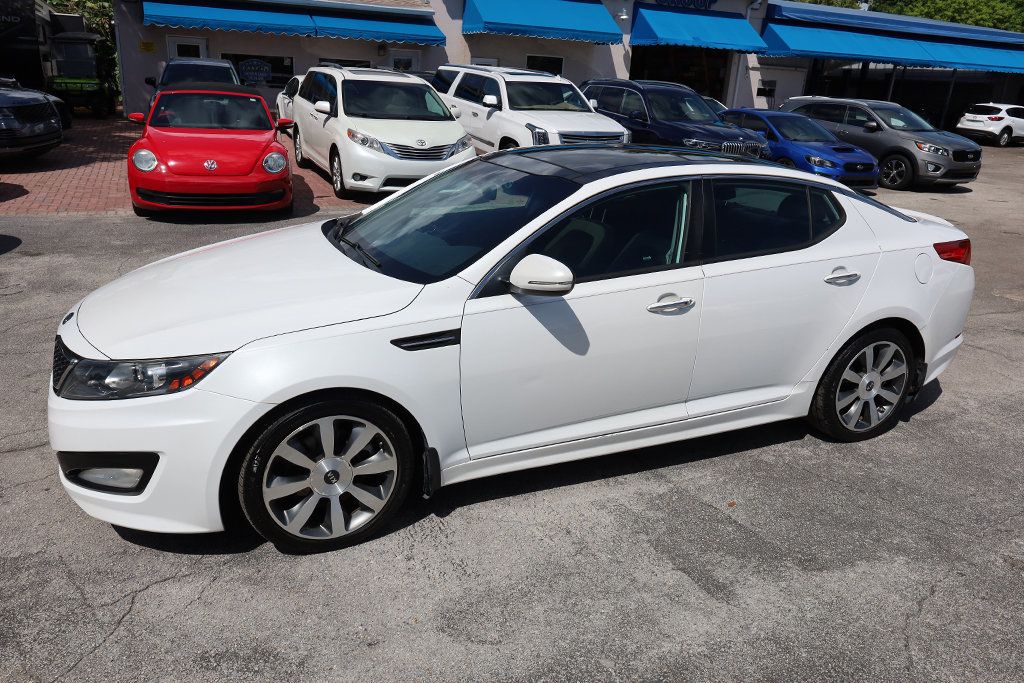 2011 Kia Optima SX photo 28