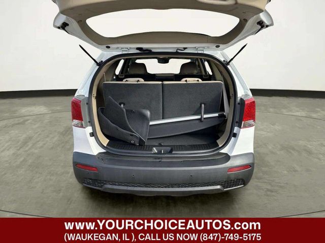 2011 Kia Sorento 2WD 4dr I4 LX - 22983736 - 11