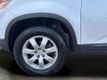 2011 Kia Sorento 2WD 4dr I4 LX - 22983736 - 33