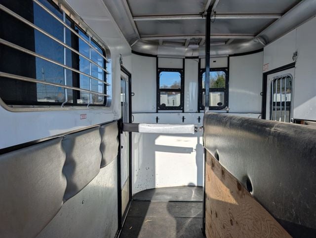 2011 Kingston 2 Horse Straight Load  - 22955088 - 6