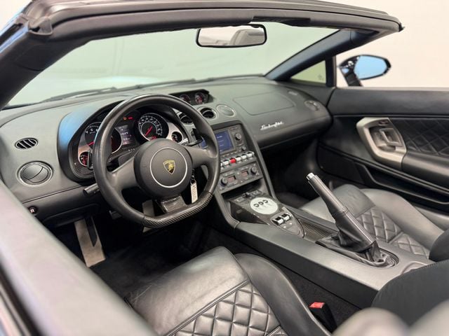 2011 Lamborghini Gallardo 2dr Convertible LP560-4 Spyder - 23015204 - 24