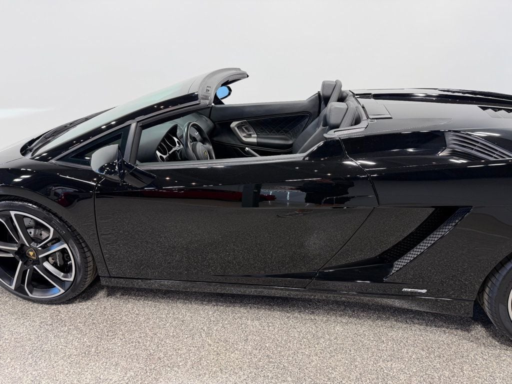 2011 Lamborghini Gallardo 2dr Convertible LP560-4 Spyder - 23015204 - 30
