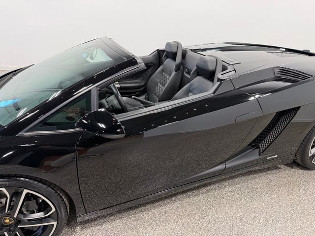 2011 Lamborghini Gallardo 2dr Convertible LP560-4 Spyder - 23015204 - 5