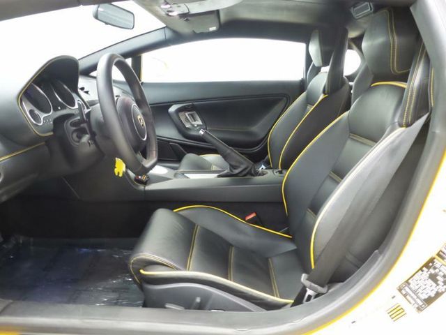 2011 Lamborghini Gallardo Base Trim - 15404413 - 7
